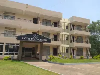 Polo Tura Hotel Hotels in 