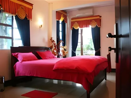 3Ds International Tourist Home Отели рядом с достопримечательностью «Mauritius Duty Free Paradise Co Ltd.»