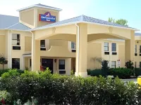 Days Inn by Wyndham Lafayette Scott Hotels in Scott