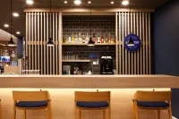 Holiday Inn Express DARMSTADT by IHG - Quầy bar