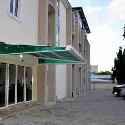 Check Inn Hotel Abuja Hotel Exterior