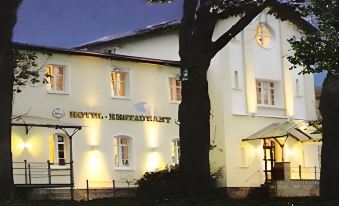 Hotel Xtra Gleis - Housity