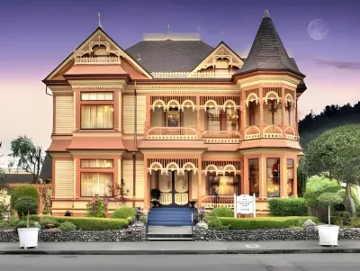 Gingerbread Mansion Hotels in Ferndale