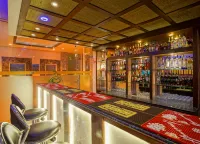 The Grand Shiva Resort and Spa - bar