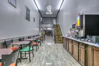 Super 8 by Wyndham Grand Prairie North - Parkering