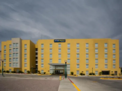 City Express by Marriott Tijuana Insurgentes Hotels near Maclovio Rojas