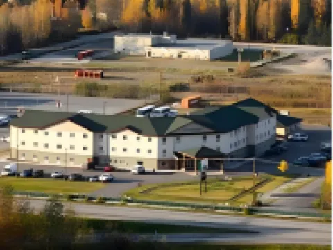 La Quinta Inn & Suites by Wyndham Fairbanks Airport Hotels in 