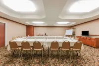 Super 8 by Wyndham Stafford Sugarland Area Hotel di Stafford