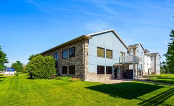 Comfort Inn & Suites Weston - Wausau - Housity