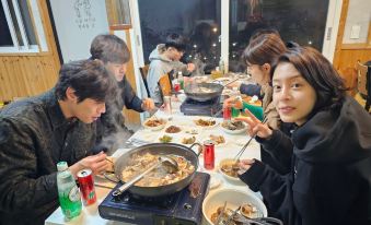 Jeonnam Cheongsando Yeohaeng Pension