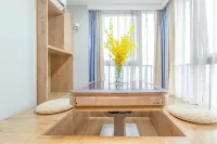 Manyue Cinema Apartment (Nanjing South Railway Station) - Condos