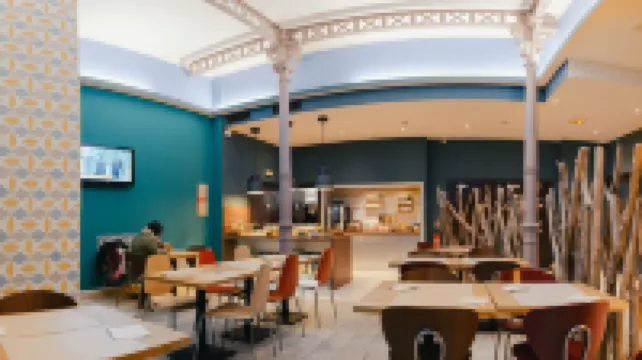 คอมฟอร์ท อพาร์ทโฮเทล แซ็ง-เอเทียน