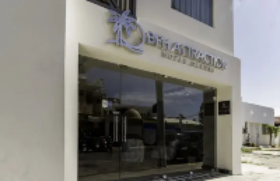 Illusion Xpress Hotels near 5th Avenue