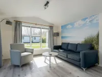 Restyled Chalet with Dishwasher, Near the Sea, on Texel