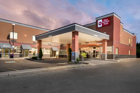 Best Western Plus Fergus Hotel Отели в г. Wellington County