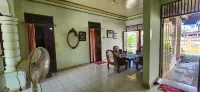 Penginapan Syariah Hesti Husni Hotel a Komet