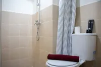 Comfort 2BR at 28th Floor Podomoro Golf View Apartment By Travelio Hotels in Gunung Putri