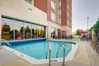 Drury Inn & Suites Grand Rapids - Pools