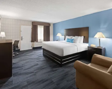 Baymont Inn and Suites by Wyndham Farmington, MO Hotels in St. Francois Township