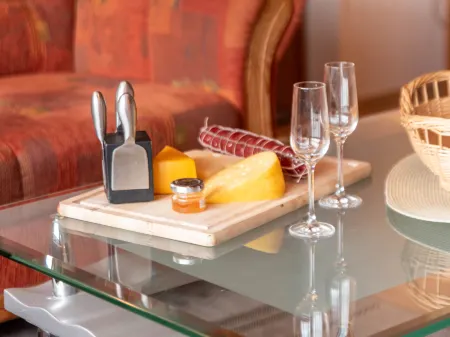 Silbermöwe Отели рядом с достопримечательностью «Luettje Kaiser, kleinste Waffel-Stube der Welt»