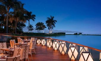 Luxury condo on the beach