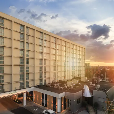 Holiday Inn LEICESTER by IHG Отели рядом с достопримечательностью «Улица Белгрейв-роуд»