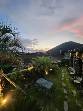 Hidden Jawal Отели рядом с достопримечательностью «Остров Удо»