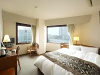 Hotel Keifuku Fukui Ekimae Hotel dekat Waterworks Memorial Museum
