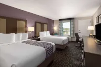 La Quinta Inn & Suites by Wyndham Williams-Grand Canyon Area - balcón