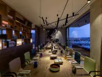 b'mine Duesseldorf, WorldHotels Crafted Hotels near أُنترباخ