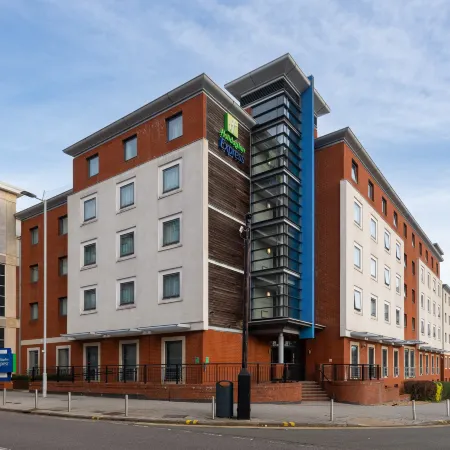 Holiday Inn Express STEVENAGE by IHG