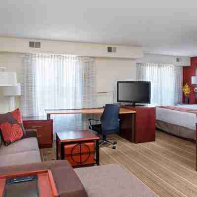 Residence Inn Rockford Rooms