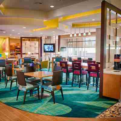 SpringHill Suites Canton Dining/Meeting Rooms