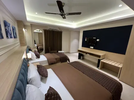 Hotel Sabera Отели в г. Силигри