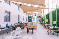 Tryp by Wyndham Aruba Adults Only Hotel - breakfast