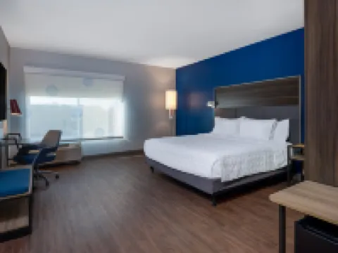 Tru by Hilton Naperville Chicago Hotels in Naperville