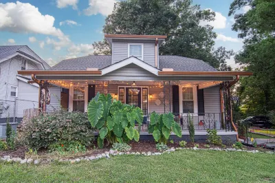 Nooga Nest - Charming 4BD, 2BA - 8 Mins From Downtown