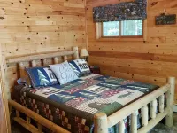Peace, Privacy and a Pontoon!! No steps in home or to water! Hotels in Washington
