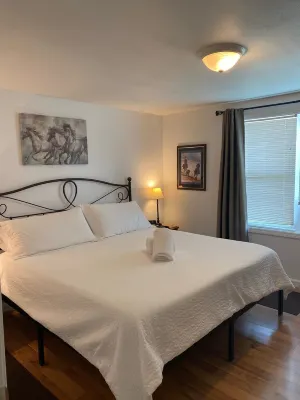 Mama Bear Cottage (Downtown Cody) Hotels near Buffalo Bill Center of the West