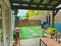 Pauper's Palace Hotels in Prescott