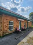 3 bed/2 bath riverside cabin