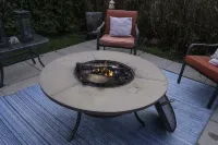 Cozy Lake Stevens family bungalow: peaceful & quiet with a serene backyard. Hotels in Lake Stevens