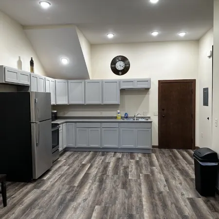 Cozy 1 bedroom apartment located in beautiful downtown New Ulm