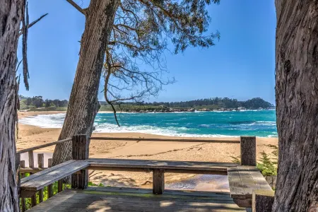 Charming Beach Front Cottage