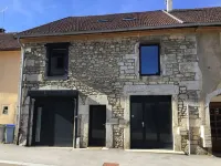 Cottages in the center of the Hedgehog waterfalls and lakes. Hotels in Bonlieu