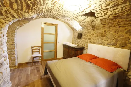 Atypical cottage and very comfortable in the heart of a hamlet gardois Hotels in Sabran
