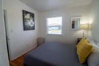 Cozy Cottage - Walk to SDSU - Laundry - Central Hotels in Mid-City