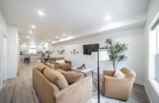 NEW Near Downtown+River+Airport