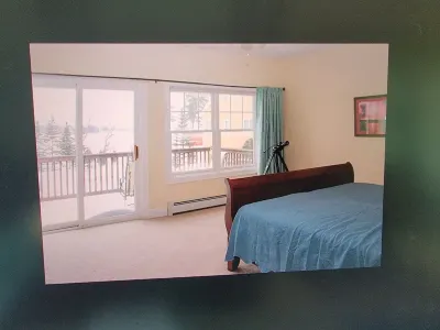 Lake Winnipesaukee,  Boat Dock, Summer Hot Tub and Game Room Hotel a 