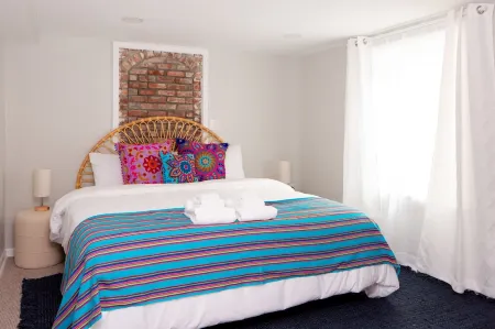 Steps from the beach, extraordinary luxurious home and perfect outdoor space Отели в г. Айл оф Палмс